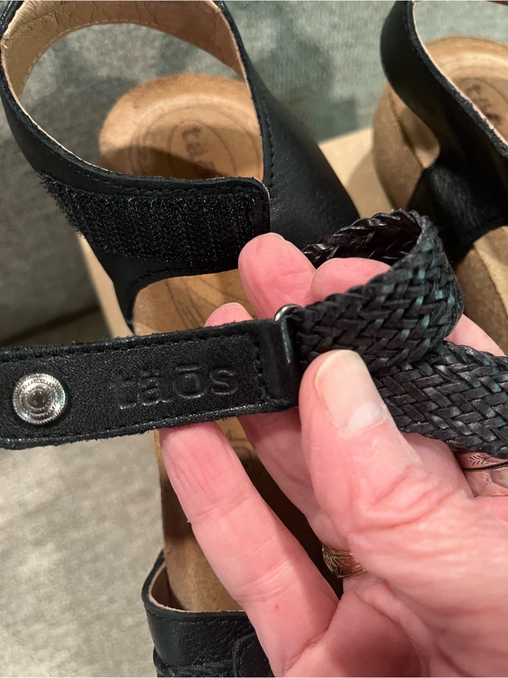 Taos Trulie Sandal - Picture 3 of 8